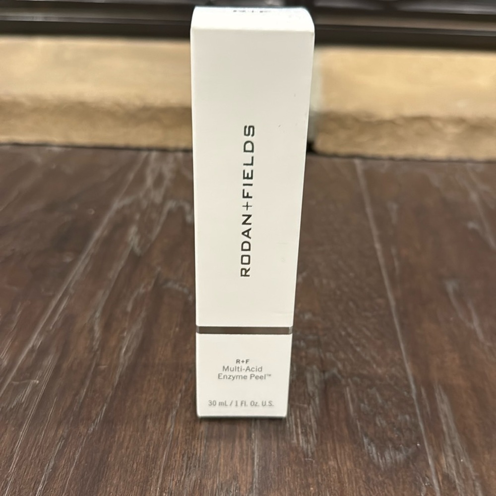Rodan and Fields Multi-Acid Enzyme Peel